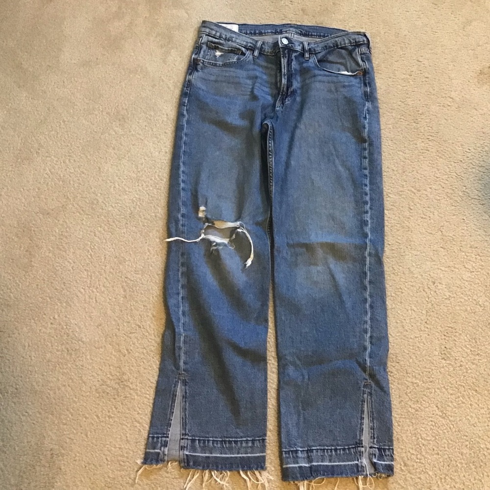 Gap ‘90s Loose Mid Rise Jeans w/Split Hem - Midwash